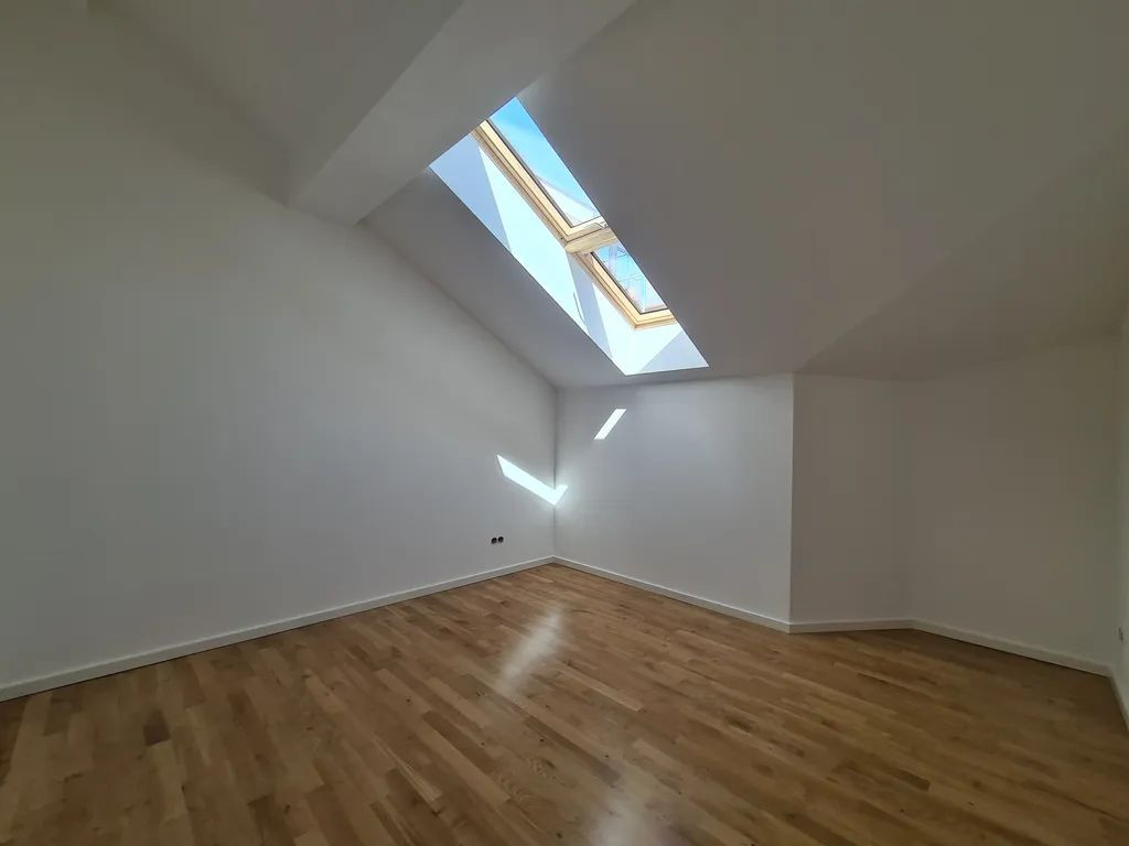 Sanierte Wohnung mit traumhaftem Blick von der Dachterrasse! – Dieffenbachstraße, 10967 Berlin(Kreuzberg) – Vorschaubild 8