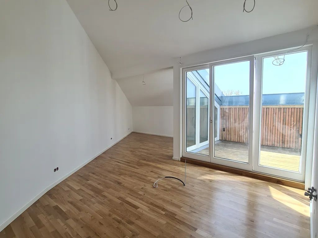Sanierte Wohnung mit traumhaftem Blick von der Dachterrasse! – Dieffenbachstraße, 10967 Berlin(Kreuzberg) – Vorschaubild 4